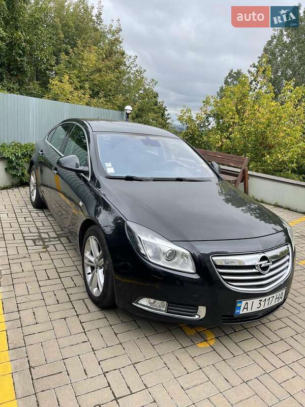 Ліфтбек Opel Insignia 2012 в Вишневому