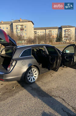 Универсал Opel Insignia 2009 в 