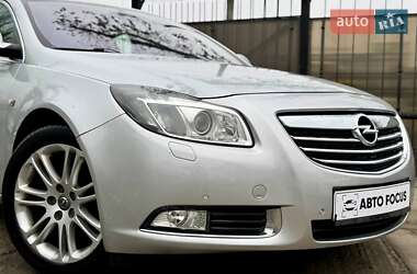 Лифтбек Opel Insignia 2011 в Киеве