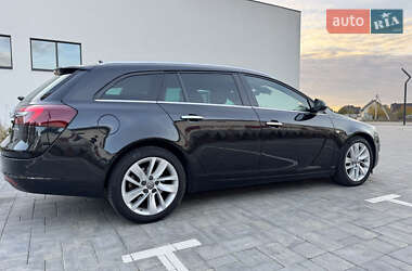 Універсал Opel Insignia 2014 в Луцьку