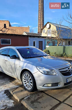 Універсал Opel Insignia 2011 в Чернівцях