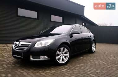 Ліфтбек Opel Insignia 2013 в Сарнах