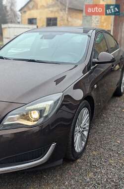 Седан Opel Insignia 2014 в Звягеле