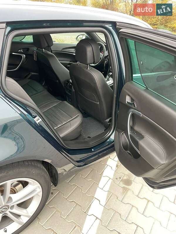 Універсал Opel Insignia 2016 в Хмельницькому