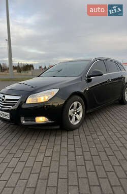 Універсал Opel Insignia 2010 в Львові