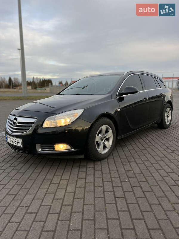 Універсал Opel Insignia 2010 в Львові