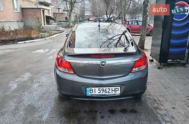 Ліфтбек Opel Insignia 2009 в Миргороді