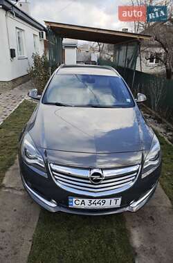 Универсал Opel Insignia 2014 в 