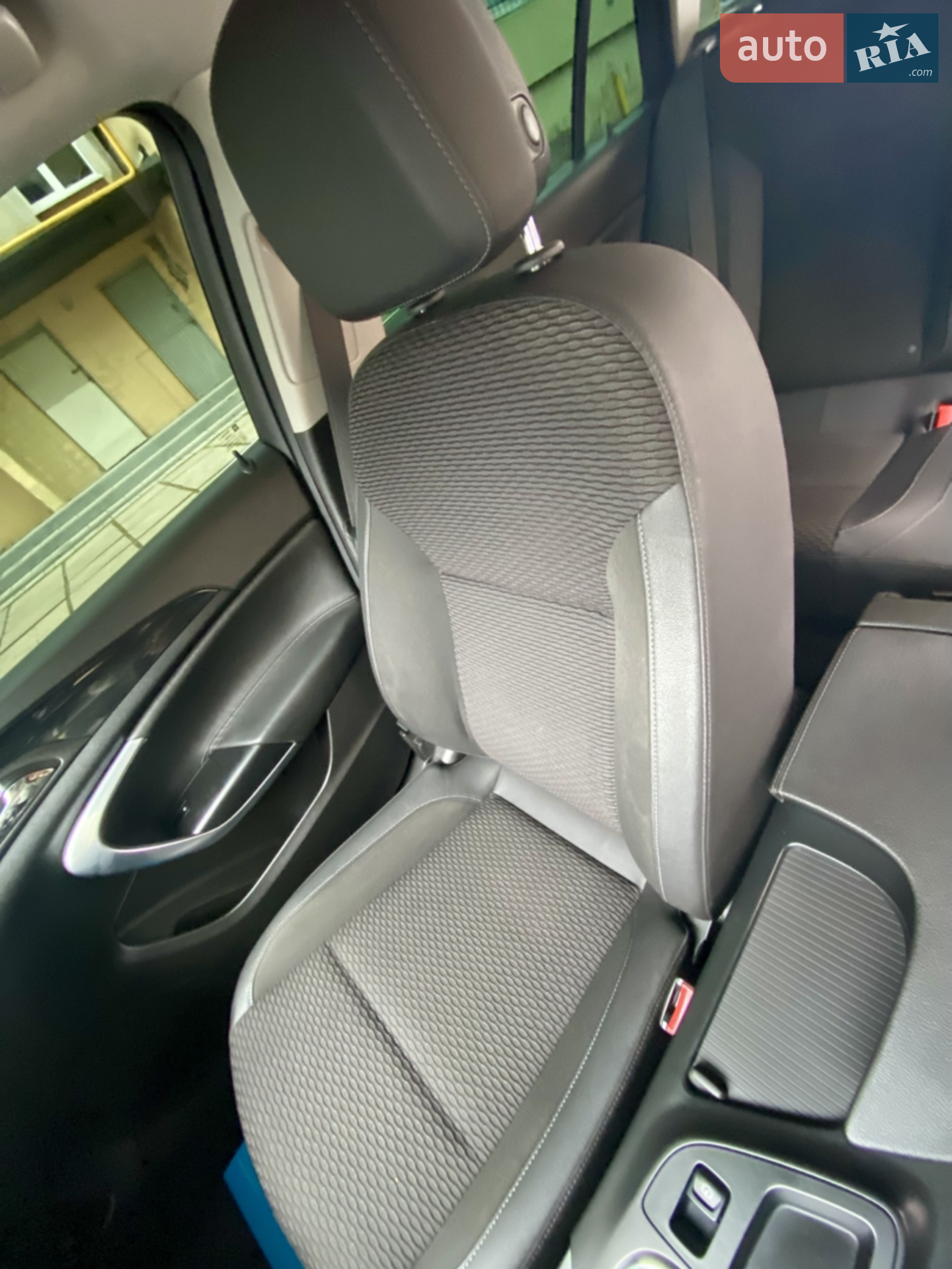 2016 Opel Insignia - мініатюра 27