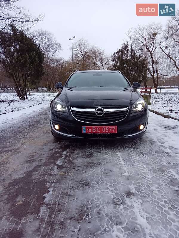 Универсал Opel Insignia 2017 в 