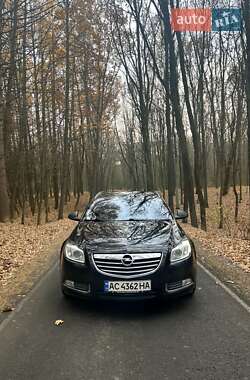 Универсал Opel Insignia 2013 в 