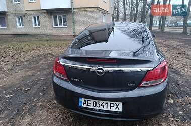 Лифтбек Opel Insignia 2009 в 