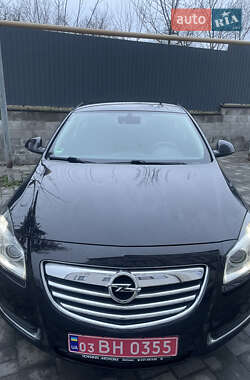 Седан Opel Insignia 2009 в Острозі