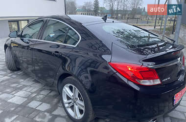 Седан Opel Insignia 2009 в Острозі