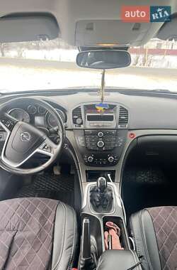 Универсал Opel Insignia 2010 в Вижнице