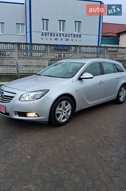 Універсал Opel Insignia 2012 в Рівному