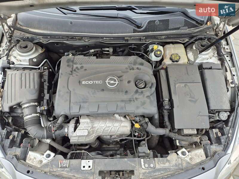 Универсал Opel Insignia 2013 в Черноморске