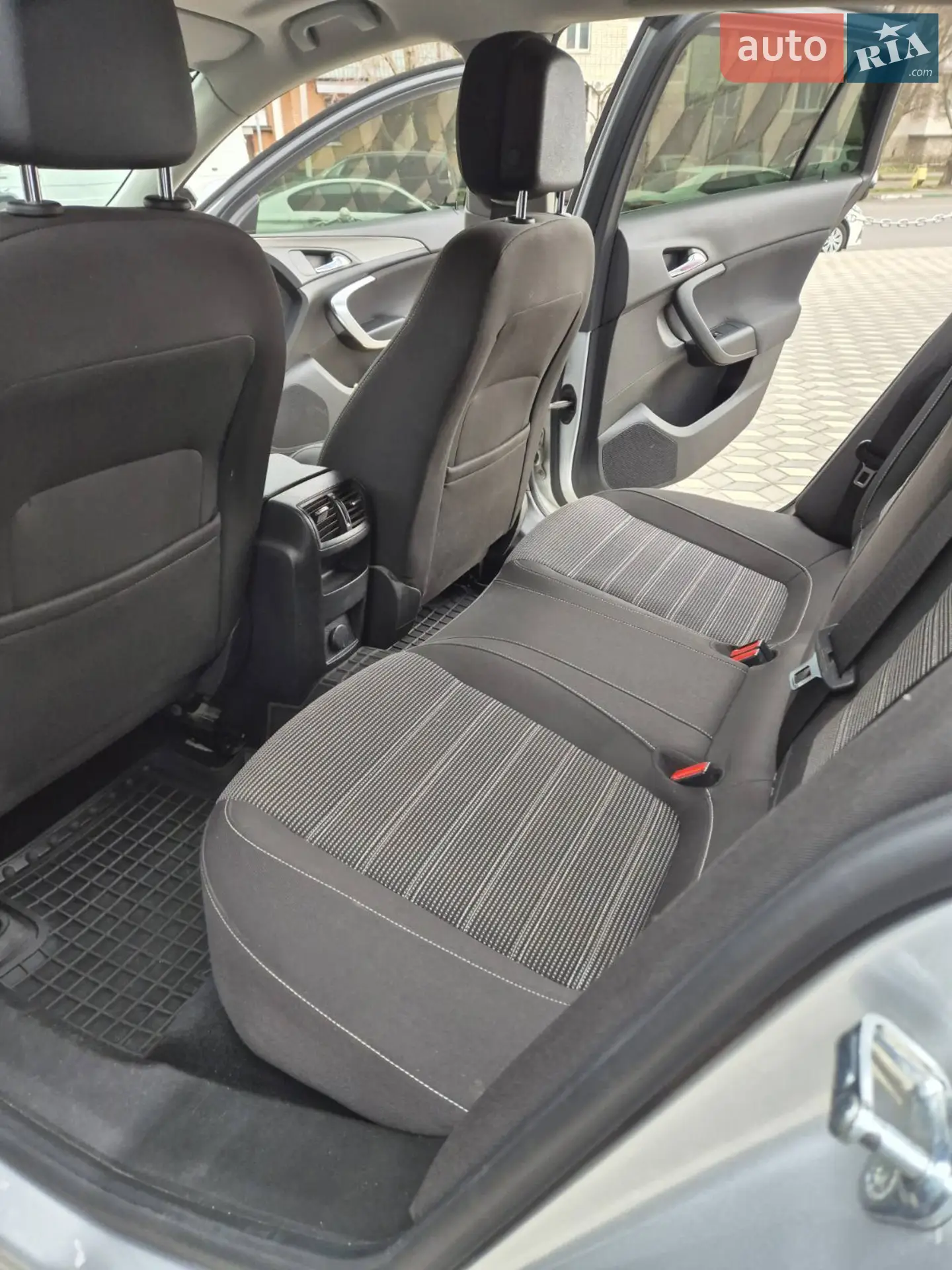 2013 Opel Insignia - мініатюра 11