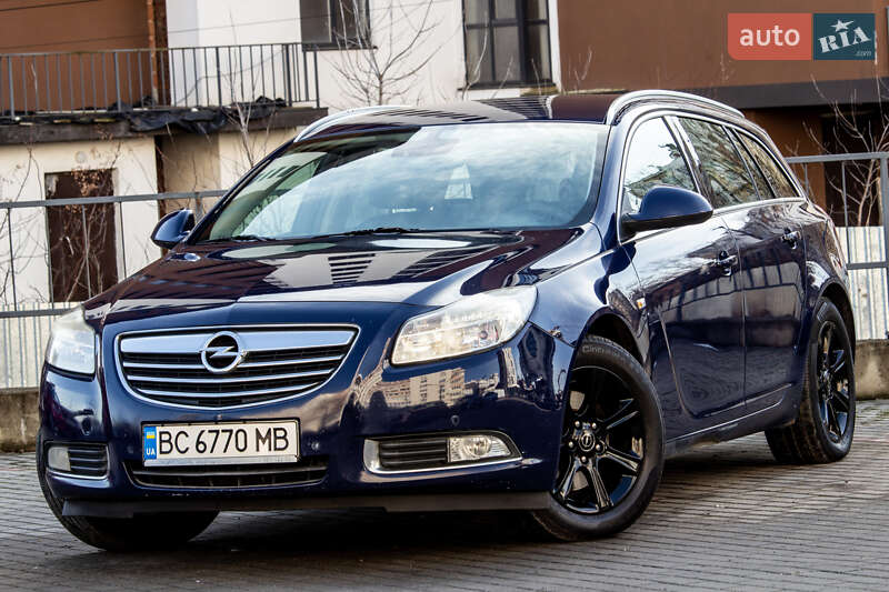 Универсал Opel Insignia 2011 в Львове
