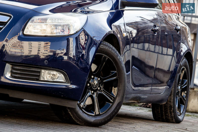 Универсал Opel Insignia 2011 в Львове