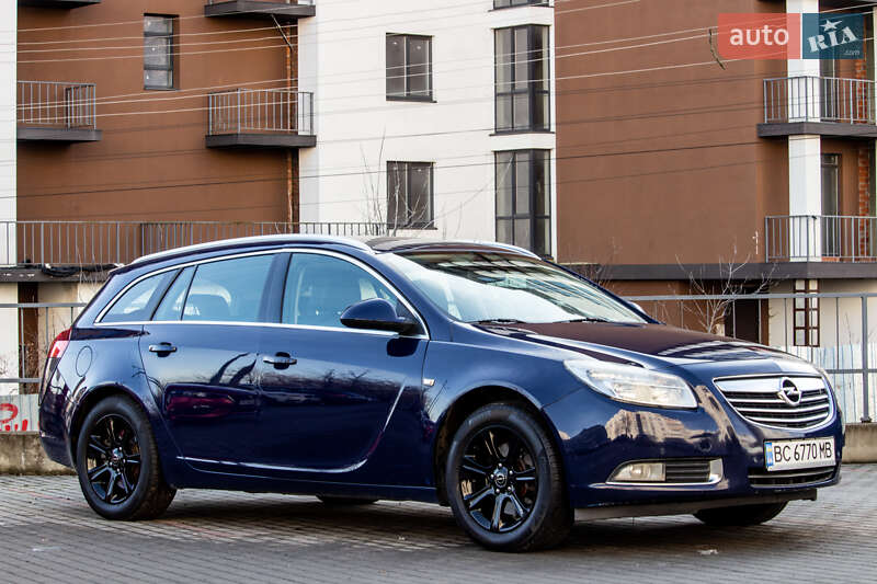 Универсал Opel Insignia 2011 в Львове