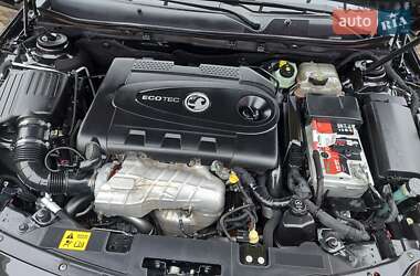 Универсал Opel Insignia 2011 в 
