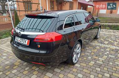 Универсал Opel Insignia 2011 в 