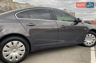 Седан Opel Insignia 2012 в Киеве