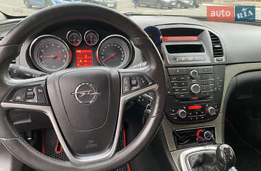 Седан Opel Insignia 2012 в Киеве