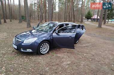 Універсал Opel Insignia 2011 в Глухові