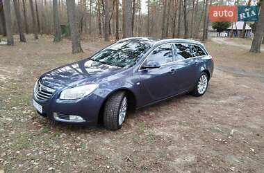 Універсал Opel Insignia 2011 в Глухові