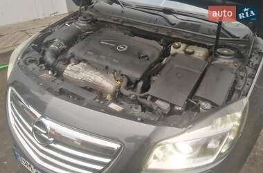 Універсал Opel Insignia 2011 в Сумах