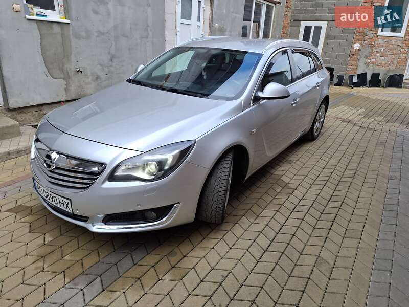 Универсал Opel Insignia 2014 в 