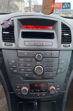 Седан Opel Insignia 2009 в 