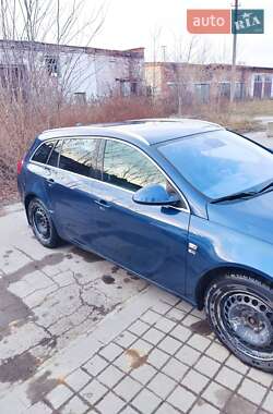 Універсал Opel Insignia 2012 в Сарнах