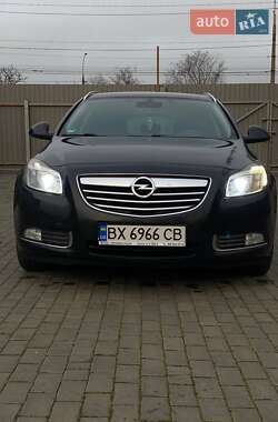 Універсал Opel Insignia 2011 в Миколаєві