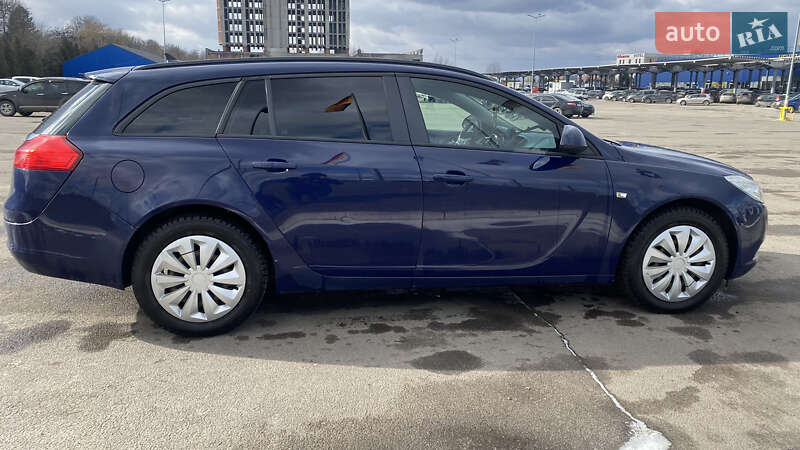 Універсал Opel Insignia 2011 в Львові