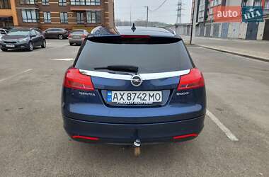 Универсал Opel Insignia 2012 в Чернигове