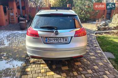 Універсал Opel Insignia 2010 в 