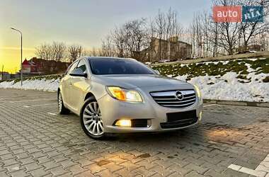 Універсал Opel Insignia 2011 в Тернополі