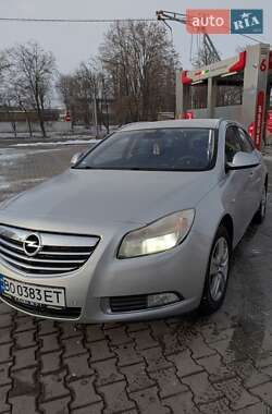 Универсал Opel Insignia 2011 в 