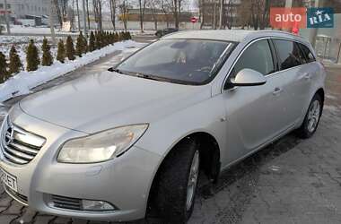 Универсал Opel Insignia 2011 в 