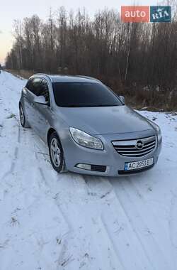 Универсал Opel Insignia 2009 в Киеве