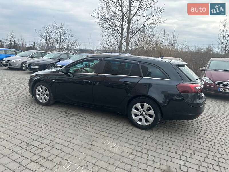 Универсал Opel Insignia 2015 в Львове