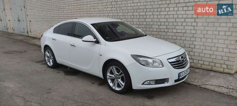 Ліфтбек Opel Insignia 2012 в Чернігові