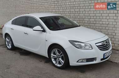 Лифтбек Opel Insignia 2012 в Чернигове