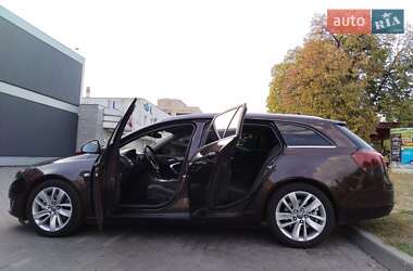 Універсал Opel Insignia 2013 в Черкасах