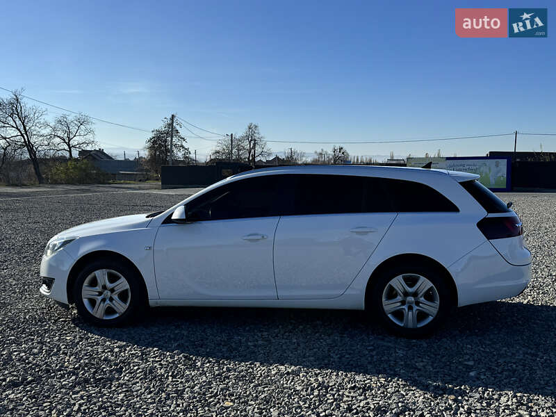 Универсал Opel Insignia 2014 в Черновцах