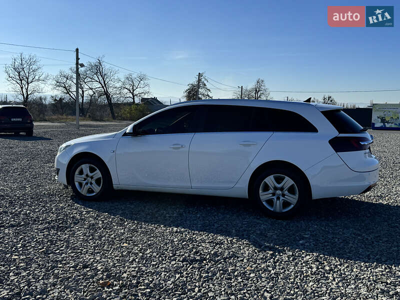 Универсал Opel Insignia 2014 в Черновцах