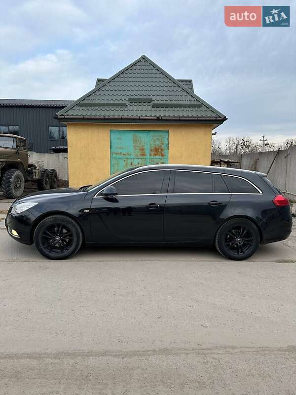 Универсал Opel Insignia 2012 в Львове
